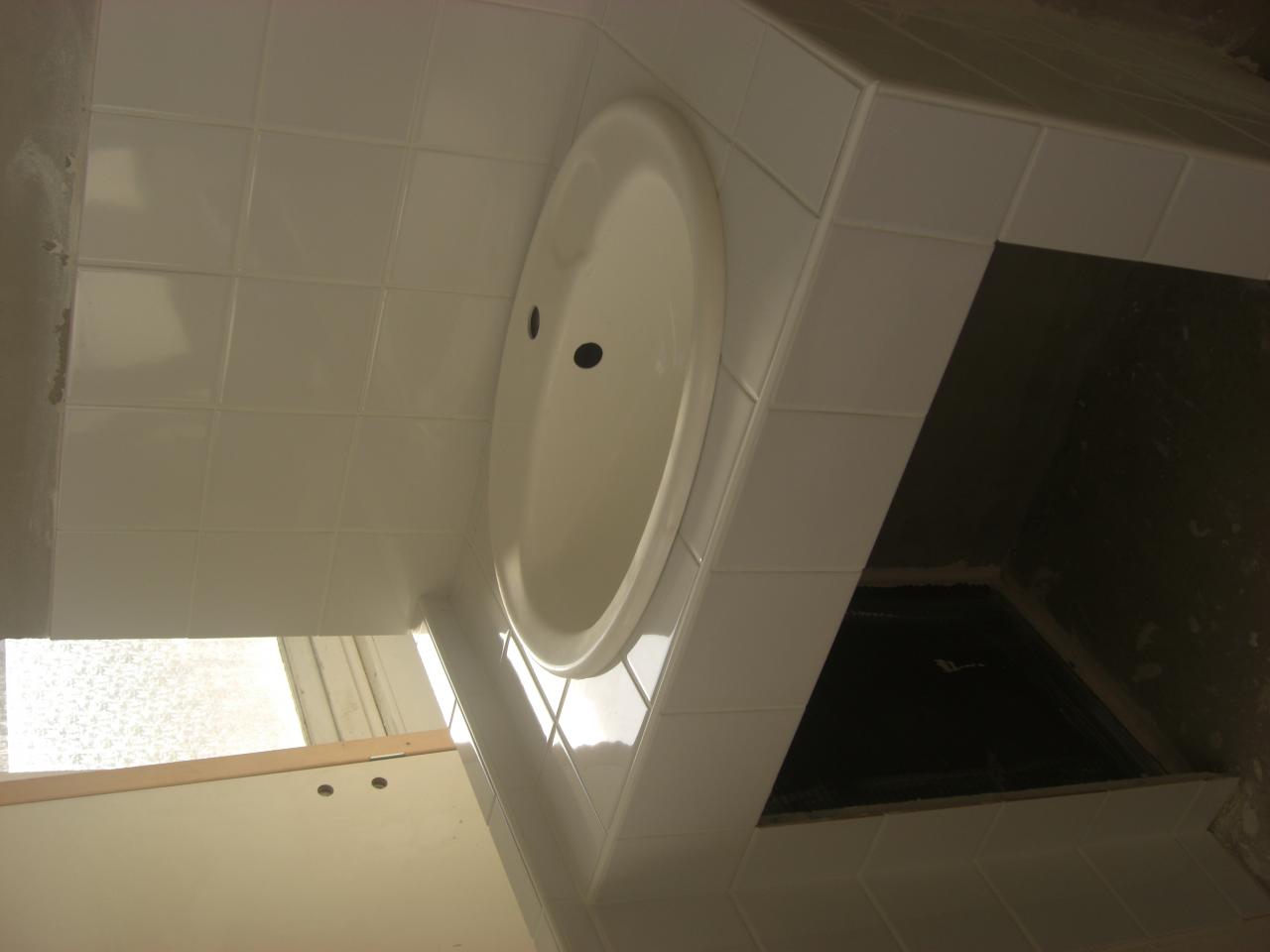 MEUBLE VASQUE CREE PAR LES STAGIAIRES